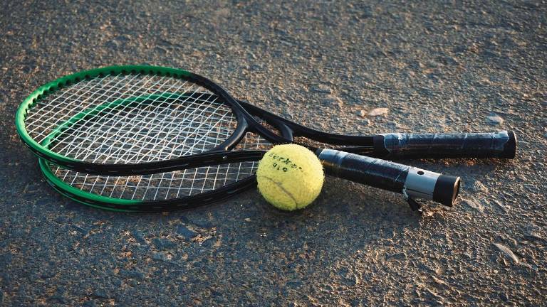 Tennis, Mattone, Foggia e Puscas in semifinale a Faenza Tennis, Mattone, Foggia e Puscas in semifinale a Faenza