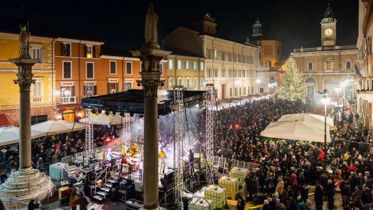 Ravenna, niente capodanno in piazza. Sì al concerto in teatro Ravenna, niente capodanno in piazza. Sì al concerto in teatro