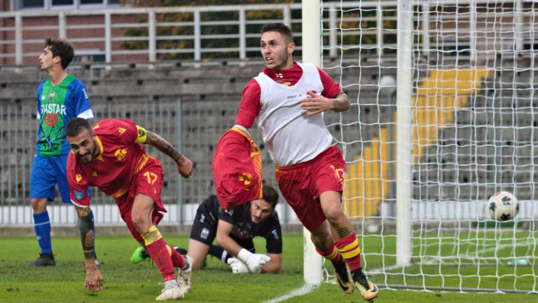 Calcio D, il Ravenna butta via due punti contro il Seravezza Calcio D, il Ravenna butta via due punti contro il Seravezza