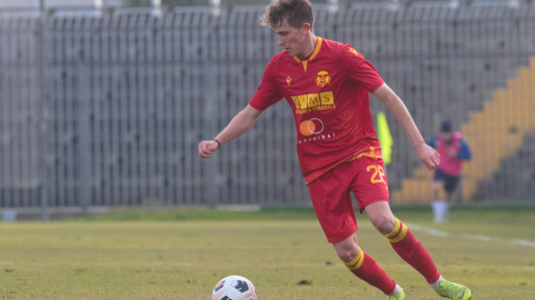 Calcio D, primo colpo del Ravenna: preso il centrocampista Sabelli. Confermato Grazioli Calcio D, primo colpo del Ravenna: preso il centrocampista Sabelli. Confermato Grazioli