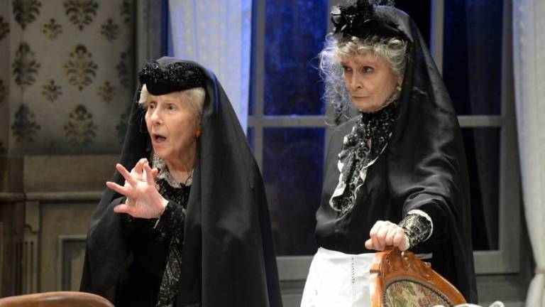 Teatro Stignani, ecco le nuove date per gli spettacoli Teatro Stignani, ecco le nuove date per gli spettacoli