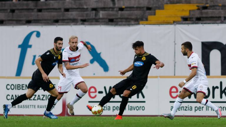 Calcio C, tripletta di Minesso: il Perugia stende il Ravenna 3-1 Calcio C, tripletta di Minesso: il Perugia stende il Ravenna 3-1