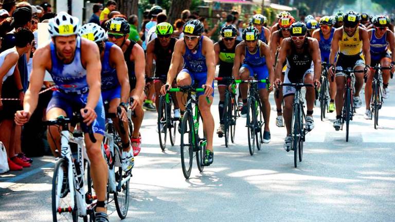 Cesenatico, domenica 11 maggio arriva il triathlon: come cambia la viablità Cesenatico, domenica 11 maggio arriva il triathlon: come cambia la viablità
