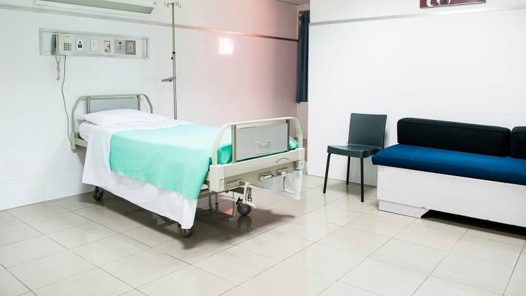 Faenza, muore in casa poche ore dopo le dimissioni dall’ospedale di Ravenna: aperto un fascicolo per omicidio colposo Faenza, muore in casa poche ore dopo le dimissioni dall’ospedale di Ravenna: aperto un fascicolo per omicidio colposo