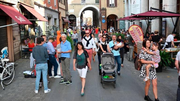 Il centro di Imola a maggio foto mmph Il centro di Imola a maggio foto mmph