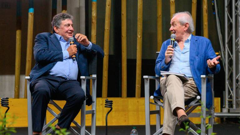 Eraldo Pecci: «Maradona? A Napoli è stato il mio elettricista. Inter favorita per il campionato, parte un chilometro davanti a tutte» Eraldo Pecci: «Maradona? A Napoli è stato il mio elettricista. Inter favorita per il campionato, parte un chilometro davanti a tutte»