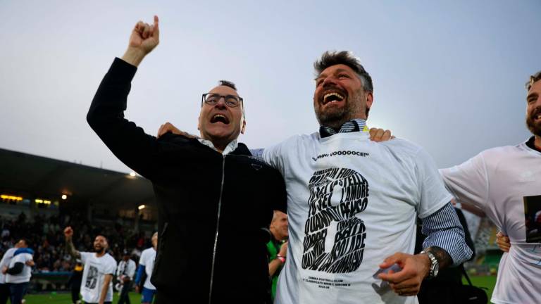 Il Cesena batte nel finale il Pescara e conquista la Serie B. Città e tifosi in festa - VIDEO GALLERY Il Cesena batte nel finale il Pescara e conquista la Serie B. Città e tifosi in festa - VIDEO GALLERY