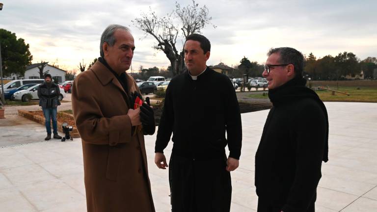 Forlì. Inaugurata la nuova chiesa a Vecchiazzano FOTO Forlì. Inaugurata la nuova chiesa a Vecchiazzano FOTO