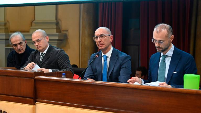 Forlì, le cento domande degli alluvionati: «Studiamo ristori per i beni mobili» Forlì, le cento domande degli alluvionati: «Studiamo ristori per i beni mobili»