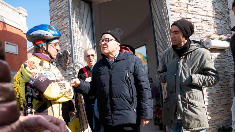 In tanti sui luoghi di Pantani nel ventennale della morte del Pirata di Cesenatico In tanti sui luoghi di Pantani nel ventennale della morte del Pirata di Cesenatico