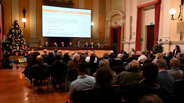 Forlì, le cento domande degli alluvionati: «Studiamo ristori per i beni mobili» Forlì, le cento domande degli alluvionati: «Studiamo ristori per i beni mobili»