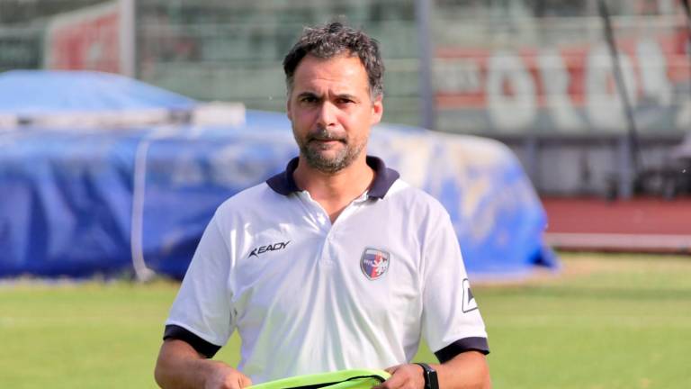 C’è l’annuncio ufficiale: Gianni D’Amore allenerà l’Imolese anche nel campionato di Serie D 2024-2025 C’è l’annuncio ufficiale: Gianni D’Amore allenerà l’Imolese anche nel campionato di Serie D 2024-2025