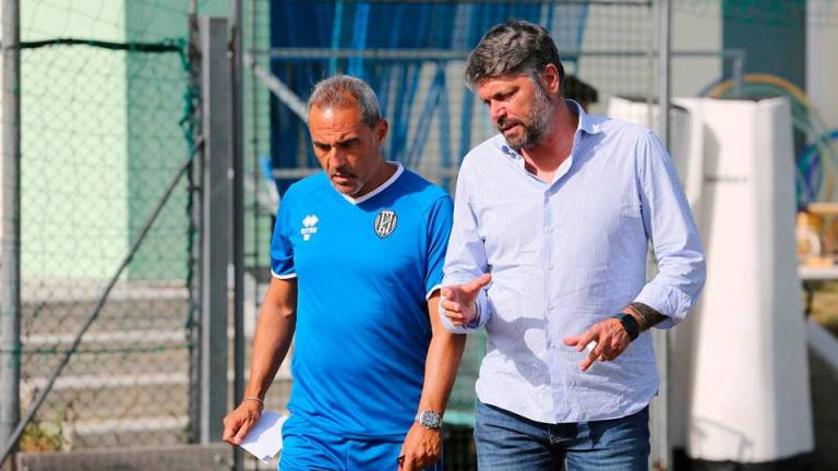 Il tecnico Mimmo Toscano e il direttore sportivo Fabio Artico Il tecnico Mimmo Toscano e il direttore sportivo Fabio Artico