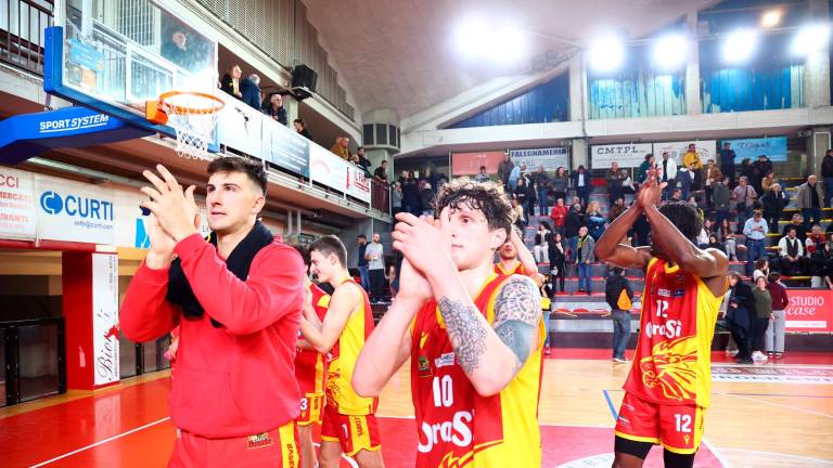 Basket B, Bernardi felice: “L’OraSì era pronta”. Regazzi: “La Virtus ha subìto ed è colpa mia” Basket B, Bernardi felice: “L’OraSì era pronta”. Regazzi: “La Virtus ha subìto ed è colpa mia”