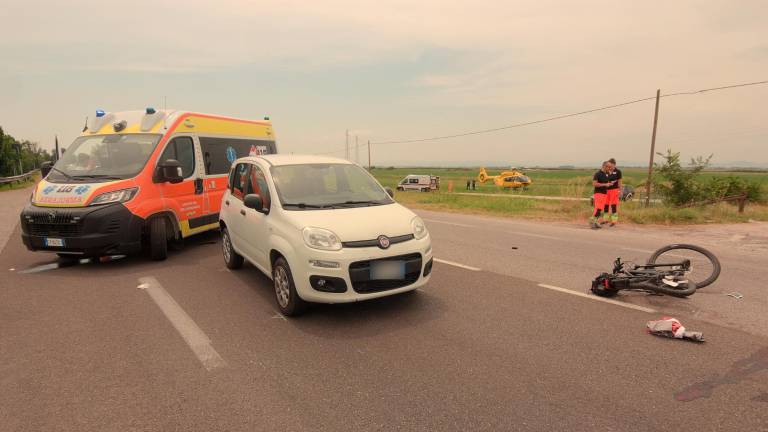 Cervia. Tamponato in bici da un’auto, è grave un 50enne Cervia. Tamponato in bici da un’auto, è grave un 50enne