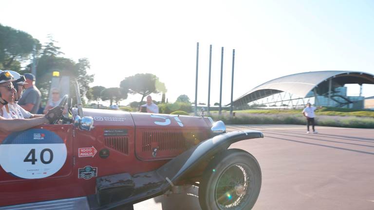 Passione auto: per la Mille Miglia tappa alla Technogym di Cesena FOTOGALLERY Passione auto: per la Mille Miglia tappa alla Technogym di Cesena FOTOGALLERY