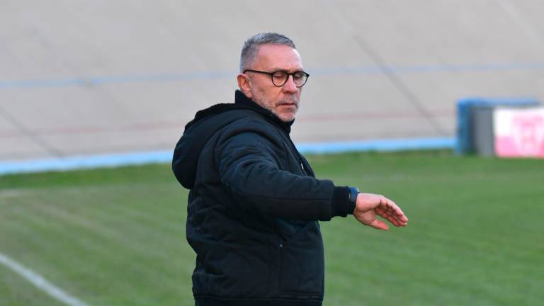 L’allenatore forlivese Alessandro Miramari (foto Blaco) L’allenatore forlivese Alessandro Miramari (foto Blaco)
