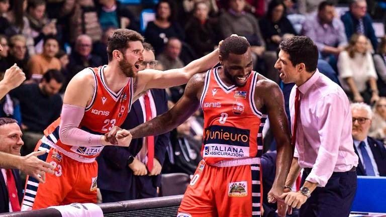 Basket A2, Unieuro e Rinascita, grandi prove a pochi chilometri di distanza Basket A2, Unieuro e Rinascita, grandi prove a pochi chilometri di distanza