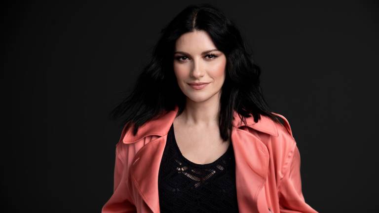 Laura Pausini: in radio debutta il brano “Zero” Laura Pausini: in radio debutta il brano “Zero”