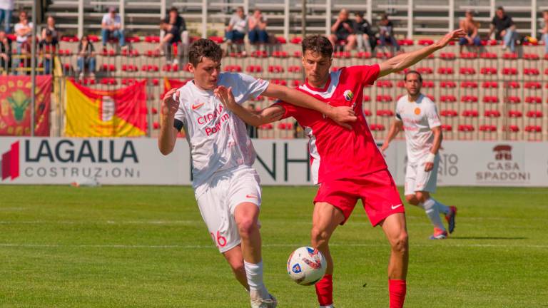 Il Ravenna cercherà di trattenere Matteo Onofri nonostante le richieste, la più importante dal Frosinone Il Ravenna cercherà di trattenere Matteo Onofri nonostante le richieste, la più importante dal Frosinone