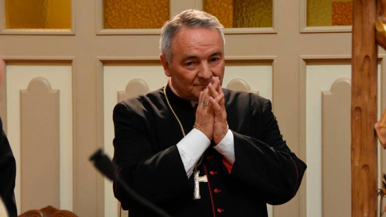 Il vescovo Livio Corazza Il vescovo Livio Corazza