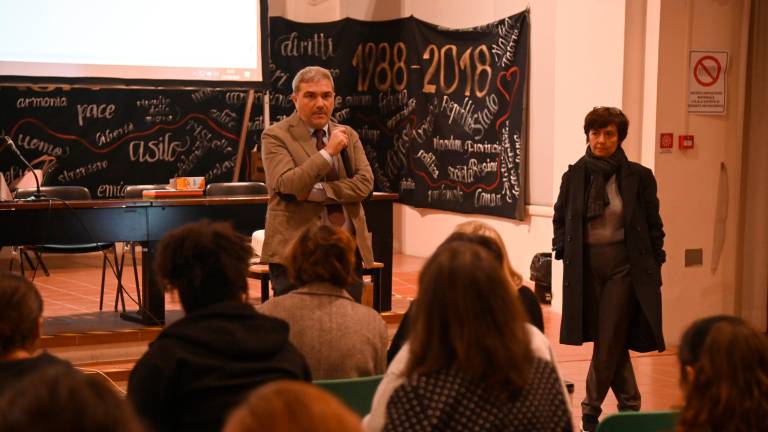 Il provveditore Giuseppe Foti Il provveditore Giuseppe Foti