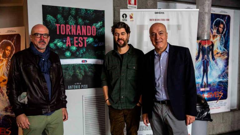 Una folla a Cesena per il casting di “Tornando a Est”, il nuovo film con Lodo Guenzi Una folla a Cesena per il casting di “Tornando a Est”, il nuovo film con Lodo Guenzi