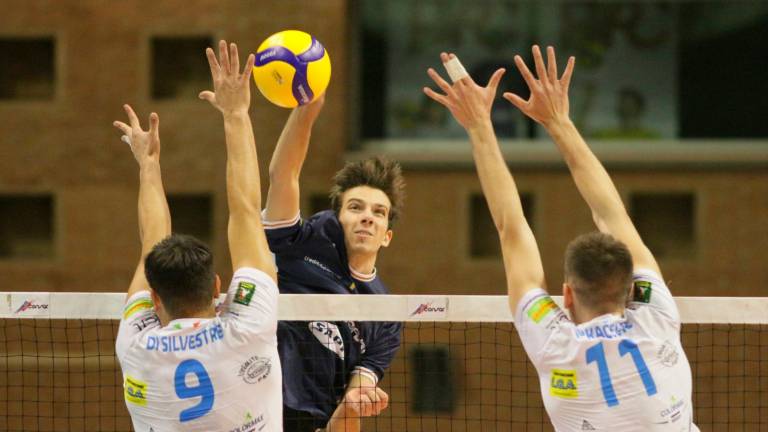 Volley A2, Bonitta: “Consar, il primo 3-0 casalingo è un bel segnale” - Gallery Volley A2, Bonitta: “Consar, il primo 3-0 casalingo è un bel segnale” - Gallery