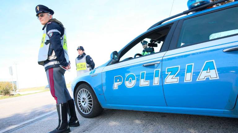 Polizia stradale di Forlì-Cesena: in un anno 10.446 multe, 300 patenti ritirate e 15.919 punti decurtati Polizia stradale di Forlì-Cesena: in un anno 10.446 multe, 300 patenti ritirate e 15.919 punti decurtati