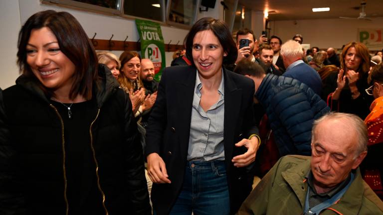 Forlì, Elly Schlein al presidio dei lavoratori della “Giuliani” Forlì, Elly Schlein al presidio dei lavoratori della “Giuliani”