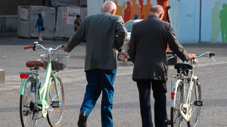 Forlì. «Al Ronco sono anni che chiediamo un punto di ritrovo per gli anziani» Forlì. «Al Ronco sono anni che chiediamo un punto di ritrovo per gli anziani»
