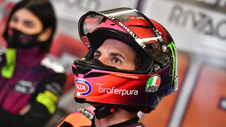 Moto3, Gp del Portogallo: il turco Oncu danza sul bagnato; Migno scatterà in quarta fila, Bartolini solo 25° Moto3, Gp del Portogallo: il turco Oncu danza sul bagnato; Migno scatterà in quarta fila, Bartolini solo 25°