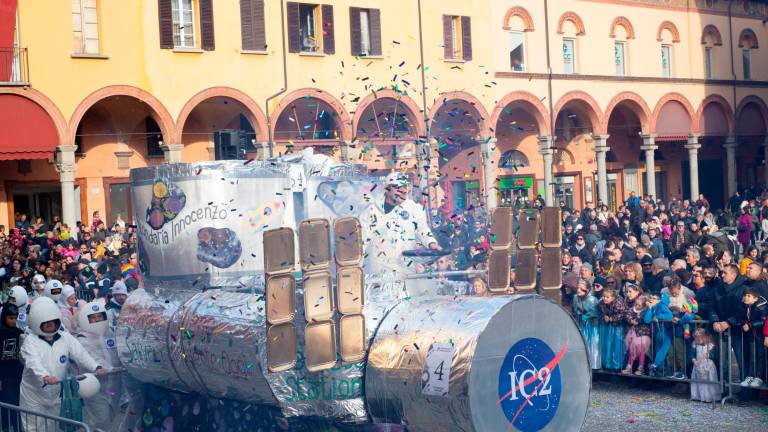 Imola si colora con la Sfilata dei Fantaveicoli Imola si colora con la Sfilata dei Fantaveicoli