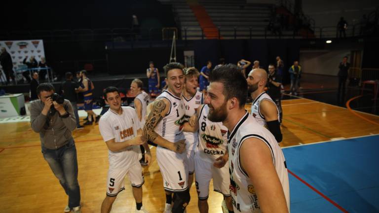 Basket B, il tap-in vincente di Brkic a Cesena - VIDEO Basket B, il tap-in vincente di Brkic a Cesena - VIDEO