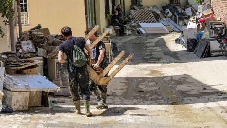 Faenza, 50mila tonnellate di materiali da trasferire: Lo faremo in tempi strettissimi Faenza, 50mila tonnellate di materiali da trasferire: Lo faremo in tempi strettissimi