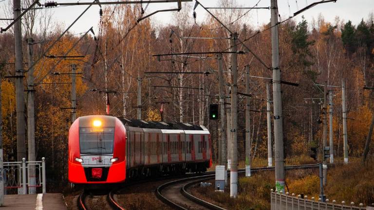 Treni, due nuove corse veloci uniscono la Romagna e Bologna Treni, due nuove corse veloci uniscono la Romagna e Bologna