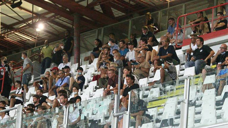 Calcio C, la Curva Mare Cesena: Ecco perché non entreremo negli stadi Calcio C, la Curva Mare Cesena: Ecco perché non entreremo negli stadi