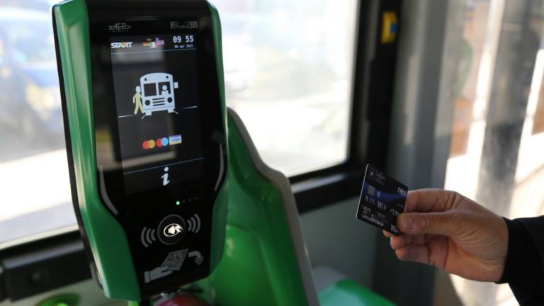Su tutti i bus si paga con carta, smartphone o smartwatch: la svolta di Start Romagna Su tutti i bus si paga con carta, smartphone o smartwatch: la svolta di Start Romagna
