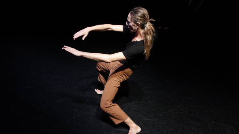 Il Premio Hystrio alla danzatrice romagnola Simona Bertozzi Il Premio Hystrio alla danzatrice romagnola Simona Bertozzi