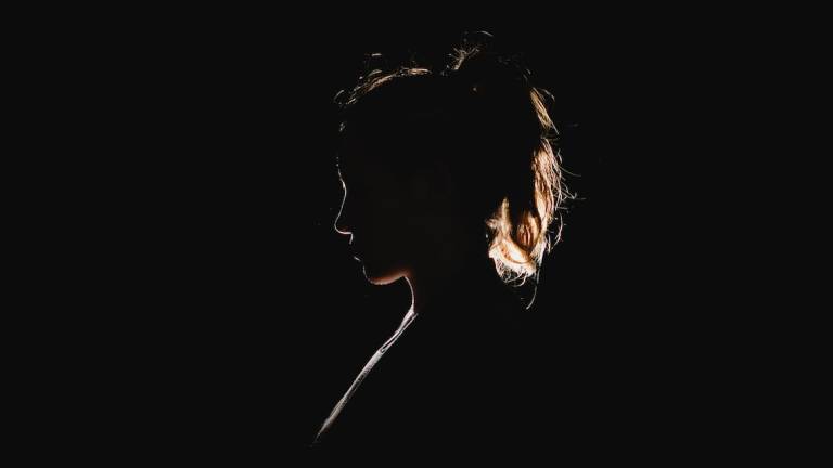 Montiano, mi dà gli schiaffi, voglio andare via. Violenze nella casa famiglia: marito e moglie in carcere Montiano, mi dà gli schiaffi, voglio andare via. Violenze nella casa famiglia: marito e moglie in carcere