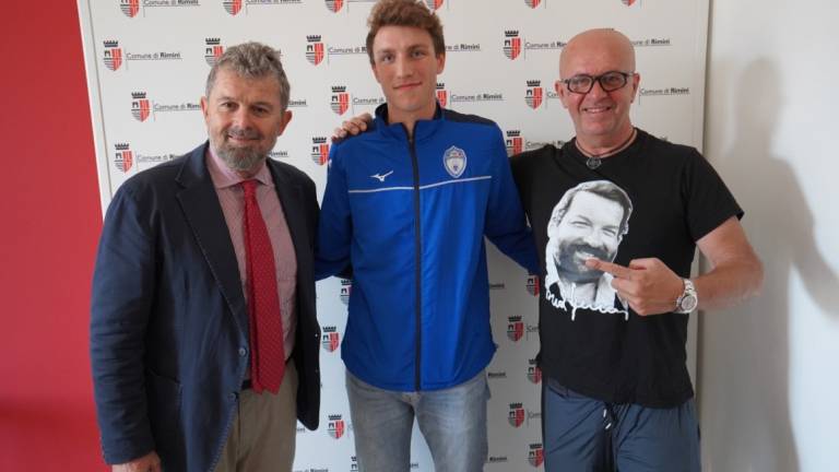 Triathlon, Rimini rende omaggio al tricolore Alessio Crociani Triathlon, Rimini rende omaggio al tricolore Alessio Crociani
