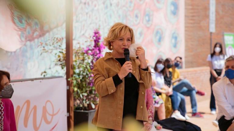 Rimini. La ministra Bonetti e la stilista Ferretti a Giardini d'autore Rimini. La ministra Bonetti e la stilista Ferretti a Giardini d'autore