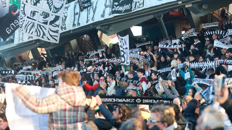 Calcio C, Toscano in panchina influenzato si gusta il Cesena che vince: “A noi l’influenza ci rimbalza...” VIDEO Calcio C, Toscano in panchina influenzato si gusta il Cesena che vince: “A noi l’influenza ci rimbalza...” VIDEO