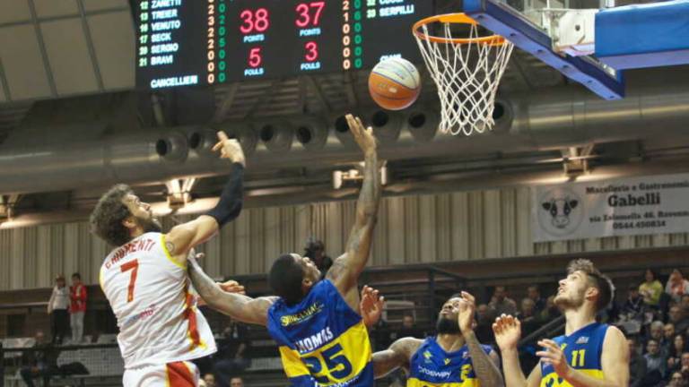 Basket e coronavirus: Ravenna torna in campo lunedì sera Basket e coronavirus: Ravenna torna in campo lunedì sera