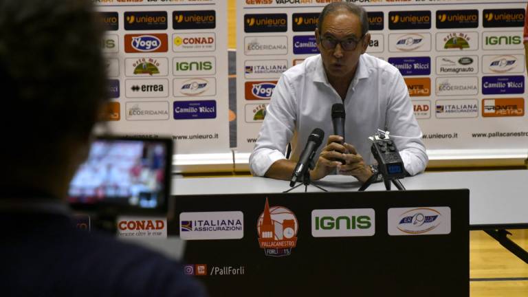 Basket A2, Pasquali: Unieuro, smettiamo di pensare di essere i più bravi Basket A2, Pasquali: Unieuro, smettiamo di pensare di essere i più bravi