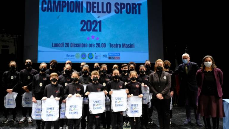 Faenza, premiati gli atleti che si sono distinti Faenza, premiati gli atleti che si sono distinti