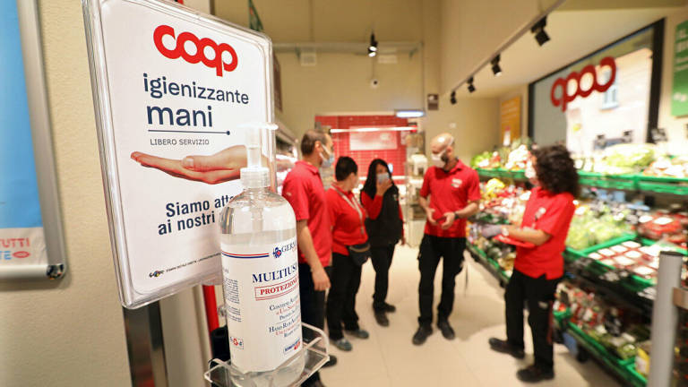 Coop Alleanza 3.0: Riaprite i centri commerciali nel weekend Coop Alleanza 3.0: Riaprite i centri commerciali nel weekend