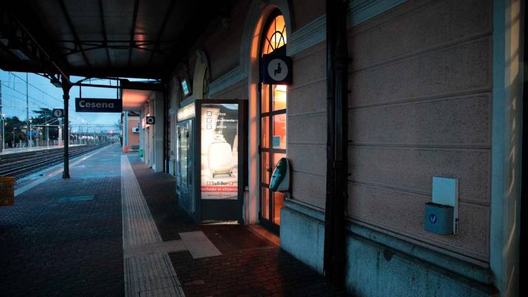 Colpo di fulmine per una studentessa Erasmus a Cesena, marchigiano lancia l’appello per ritrovarla sui social e al Corriere Romagna. «Sono quello del treno di sabato» Colpo di fulmine per una studentessa Erasmus a Cesena, marchigiano lancia l’appello per ritrovarla sui social e al Corriere Romagna. «Sono quello del treno di sabato»