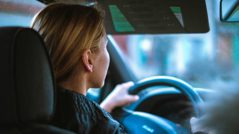 Ravenna, ubriaca con un tasso alcolemico 4 volte il consentito: carambola tra le auto nella notte Ravenna, ubriaca con un tasso alcolemico 4 volte il consentito: carambola tra le auto nella notte