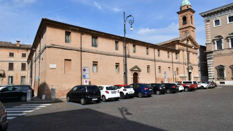 Forlì, il monastero delle Clarisse riaprirà per le profughe ucraine Forlì, il monastero delle Clarisse riaprirà per le profughe ucraine